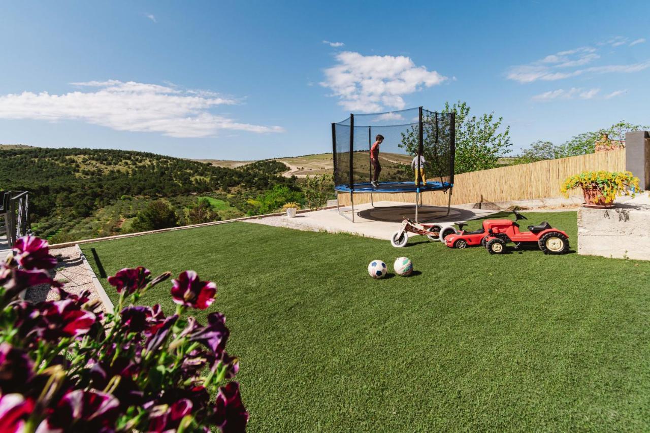 Guest House "The View" - With A Pool Donje Polje Экстерьер фото